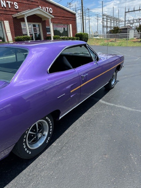 Plymouth-Roadrunner-1970-2-Door-Hardtpp-12