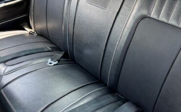 Plymouth-Roadrunner-1970-2-Door-Hardtpp-13