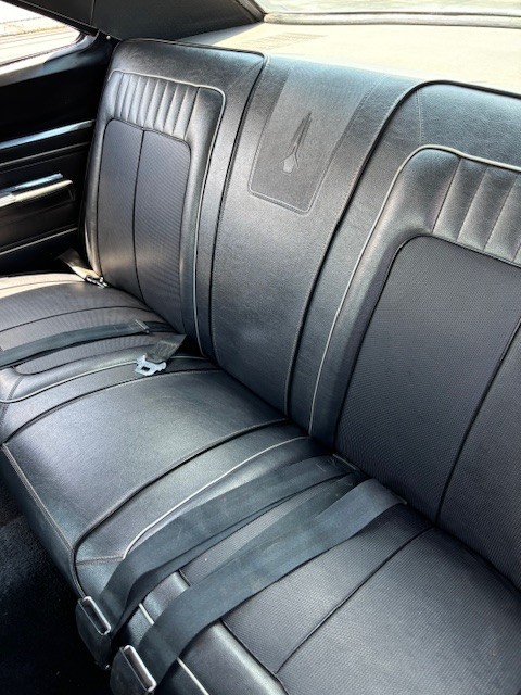 Plymouth-Roadrunner-1970-2-Door-Hardtpp-13