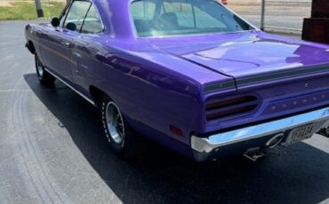 Plymouth-Roadrunner-1970-2-Door-Hardtpp-3