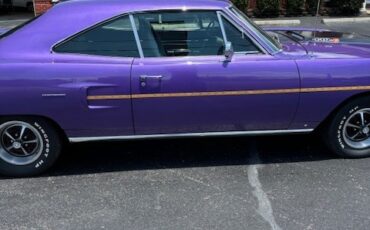 Plymouth-Roadrunner-1970-2-Door-Hardtpp-7