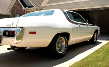 Plymouth-Roadrunner-1973-Coupe-3