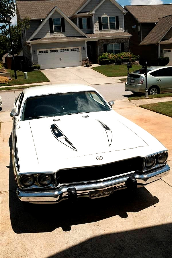 Plymouth-Roadrunner-1973-Coupe-4