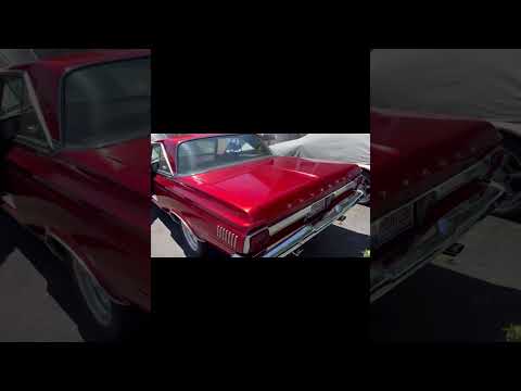 Plymouth-Satellite-1965-Candy-Apple-Red-Black-1