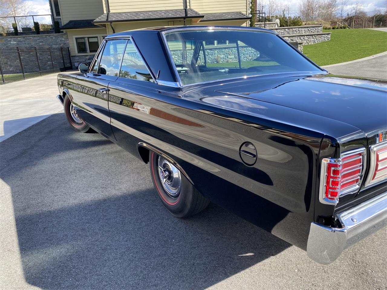 Plymouth-Satellite-1966-Black-Black-44