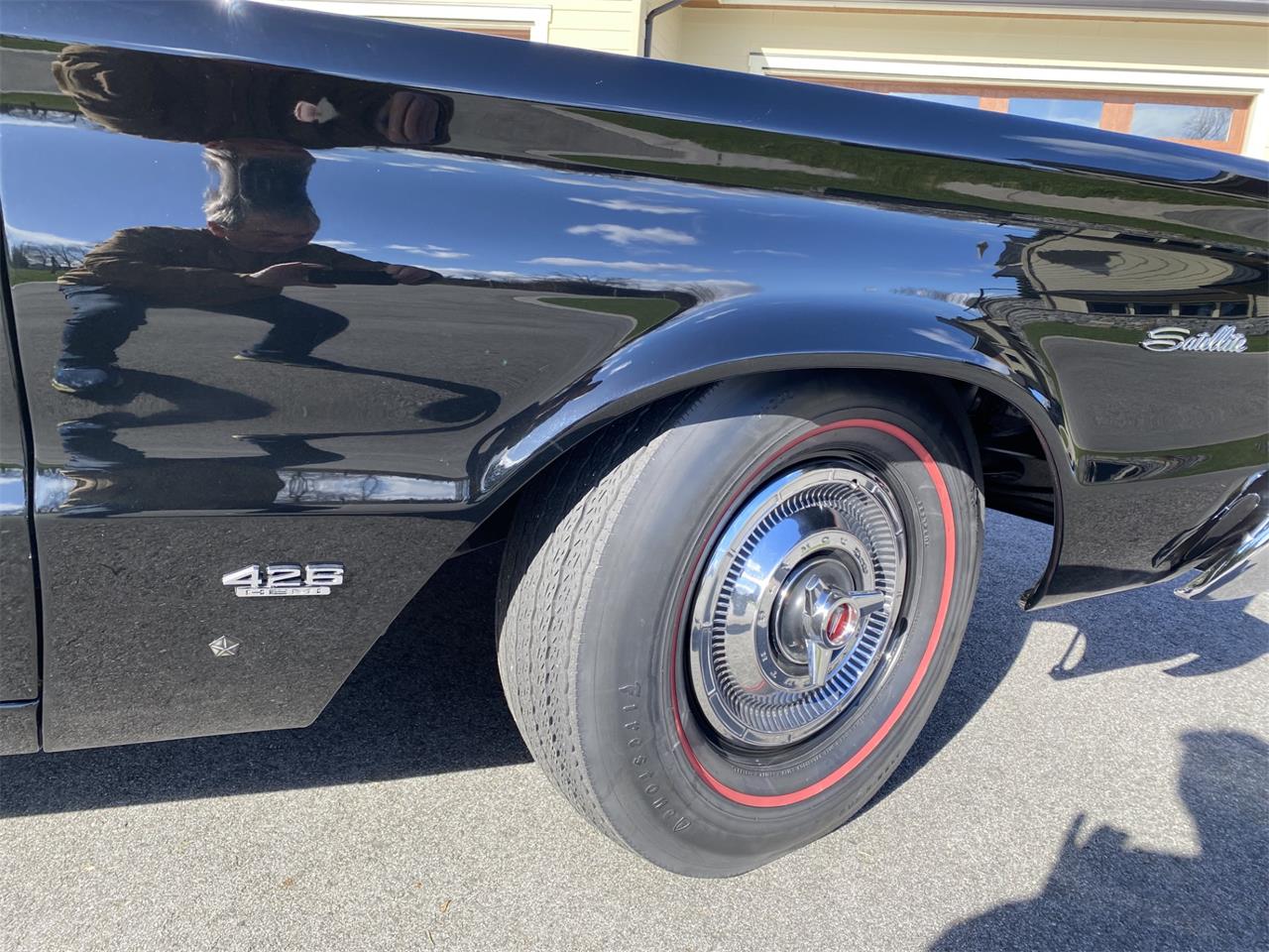 Plymouth-Satellite-1966-Black-Black-8