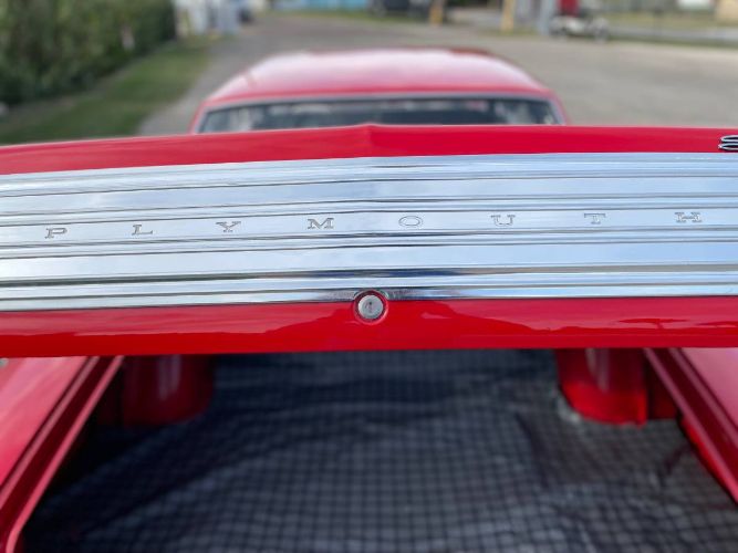 Plymouth-Satellite-1966-Red-27