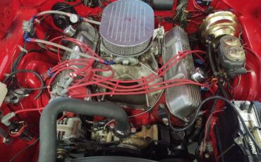 Plymouth-Satellite-1966-Red-Tan-13