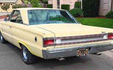 Plymouth-Satellite-1967-11
