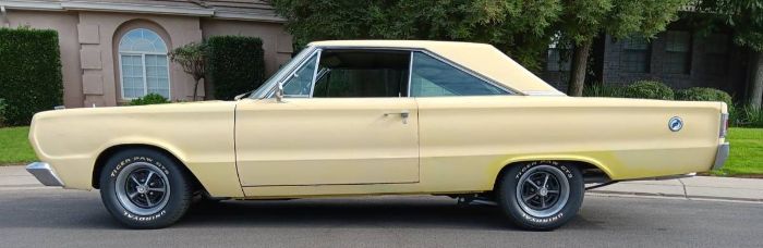Plymouth-Satellite-1967-12