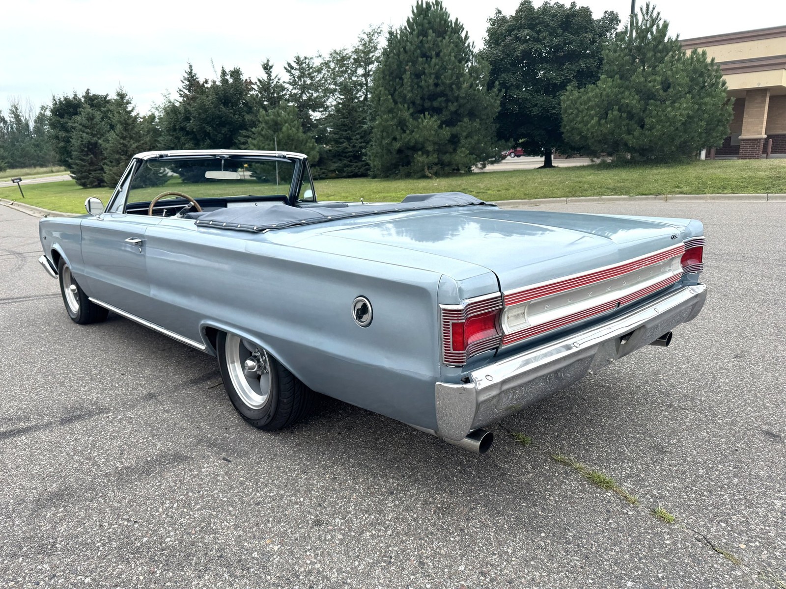 Plymouth-Satellite-1967-Convertible-5