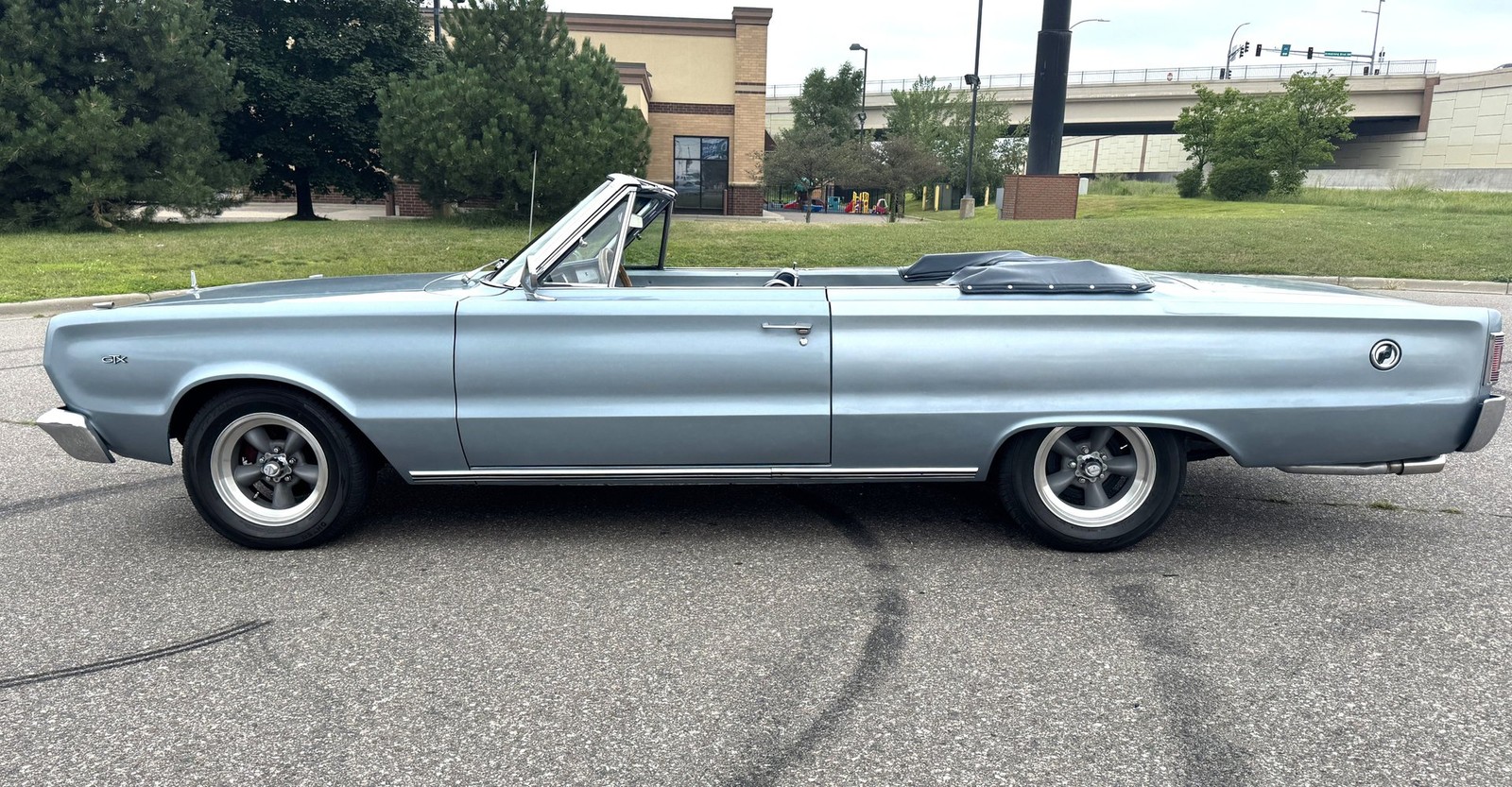 Plymouth-Satellite-1967-Convertible-6