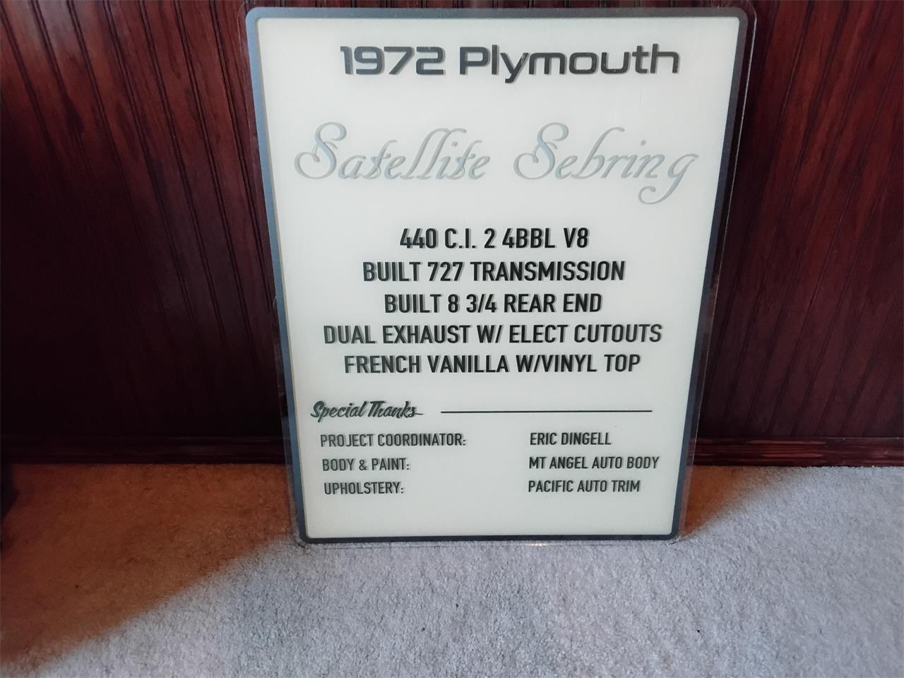 Plymouth-Satellite-1972-French-Vanilla-White-1