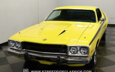 Plymouth-Satellite-1973-Yellow-Black-16
