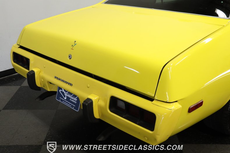 Plymouth-Satellite-1973-Yellow-Black-22