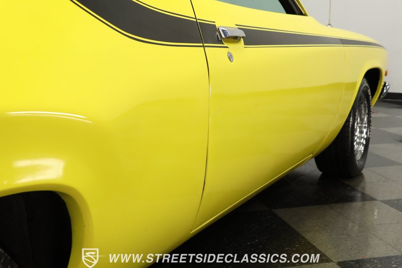 Plymouth-Satellite-1973-Yellow-Black-24