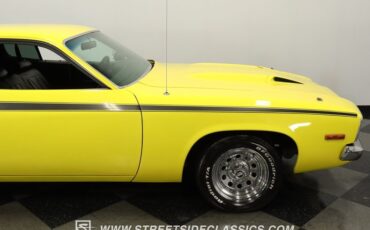 Plymouth-Satellite-1973-Yellow-Black-26