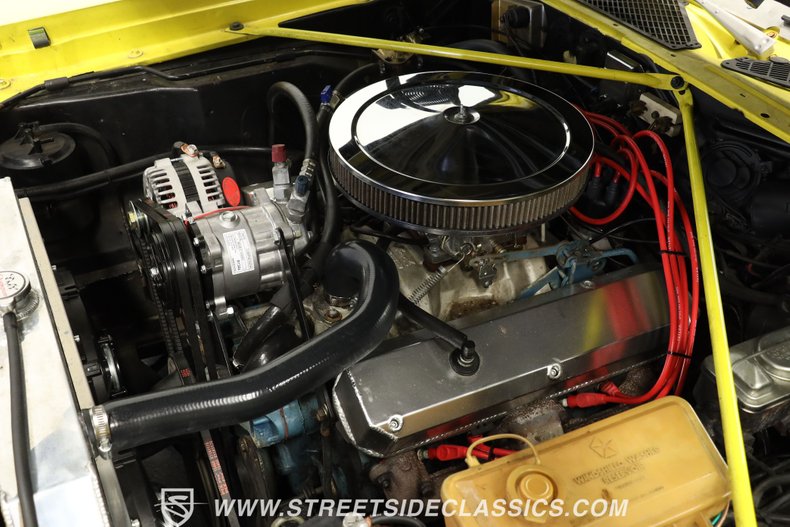 Plymouth-Satellite-1973-Yellow-Black-28