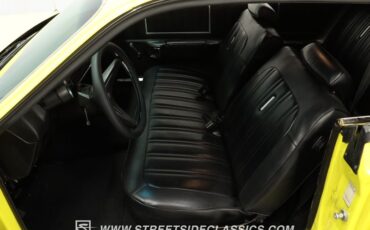 Plymouth-Satellite-1973-Yellow-Black-32