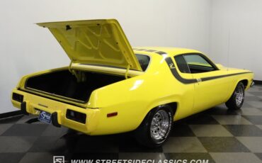 Plymouth-Satellite-1973-Yellow-Black-46