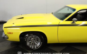 Plymouth-Satellite-1973-Yellow-Black-48