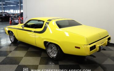 Plymouth-Satellite-1973-Yellow-Black-5