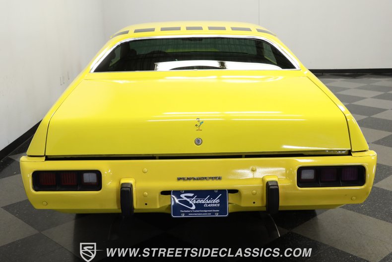 Plymouth-Satellite-1973-Yellow-Black-7