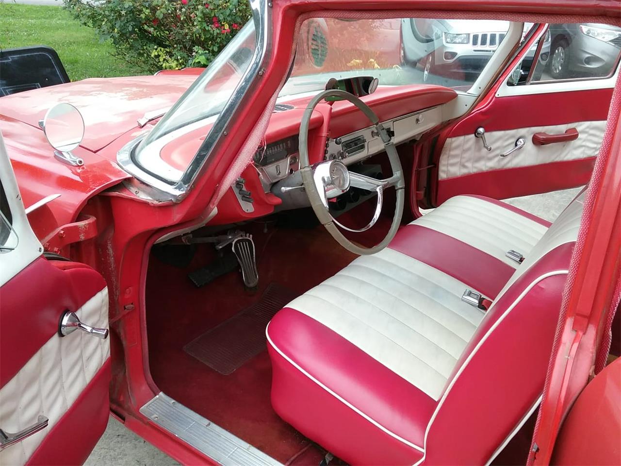 Plymouth-Savoy-1959-Red-and-white-Red-and-white-12