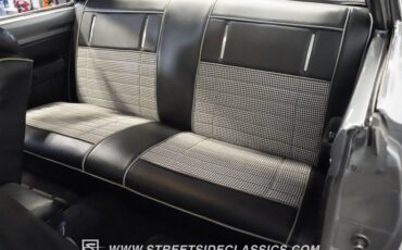Plymouth-Scamp-1972-Gray-Black-40