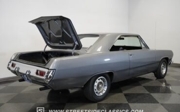 Plymouth-Scamp-1972-Gray-Black-48