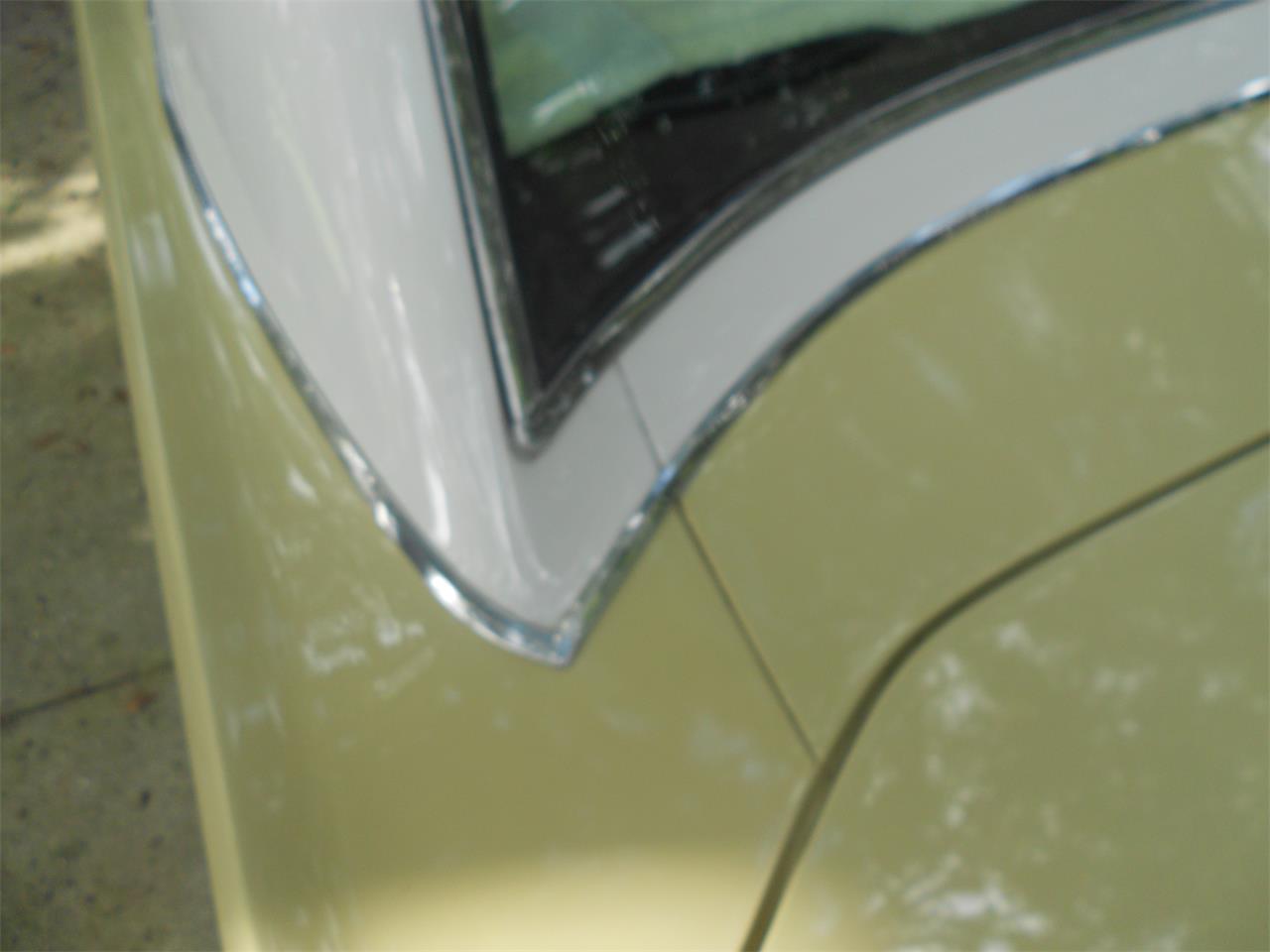 Plymouth-Scamp-1973-Harvest-Gold-White-5