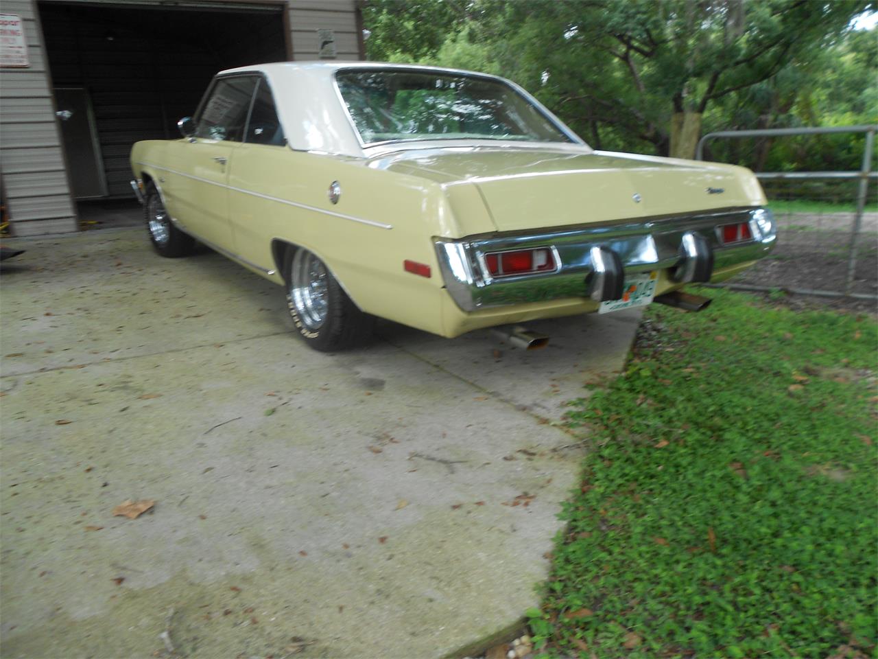 Plymouth-Scamp-1973-Harvest-Gold-White-6