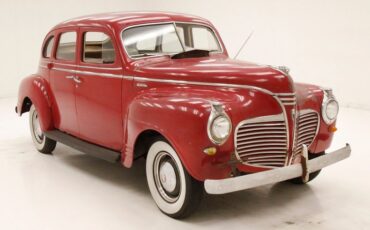 Plymouth-Special-deluxe-1941-Red-Beige-4