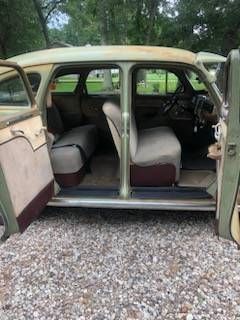 Plymouth-Special-deluxe-1946-Green-4