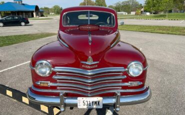 Plymouth-Special-deluxe-1946-Maroon-Gray-1