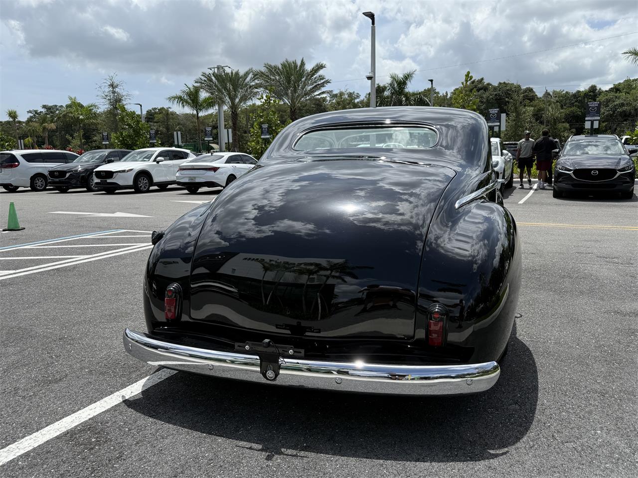 Plymouth-Special-deluxe-1947-Tuxedo-Black-Charcoal-10