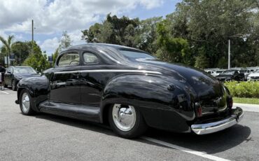 Plymouth-Special-deluxe-1947-Tuxedo-Black-Charcoal-11