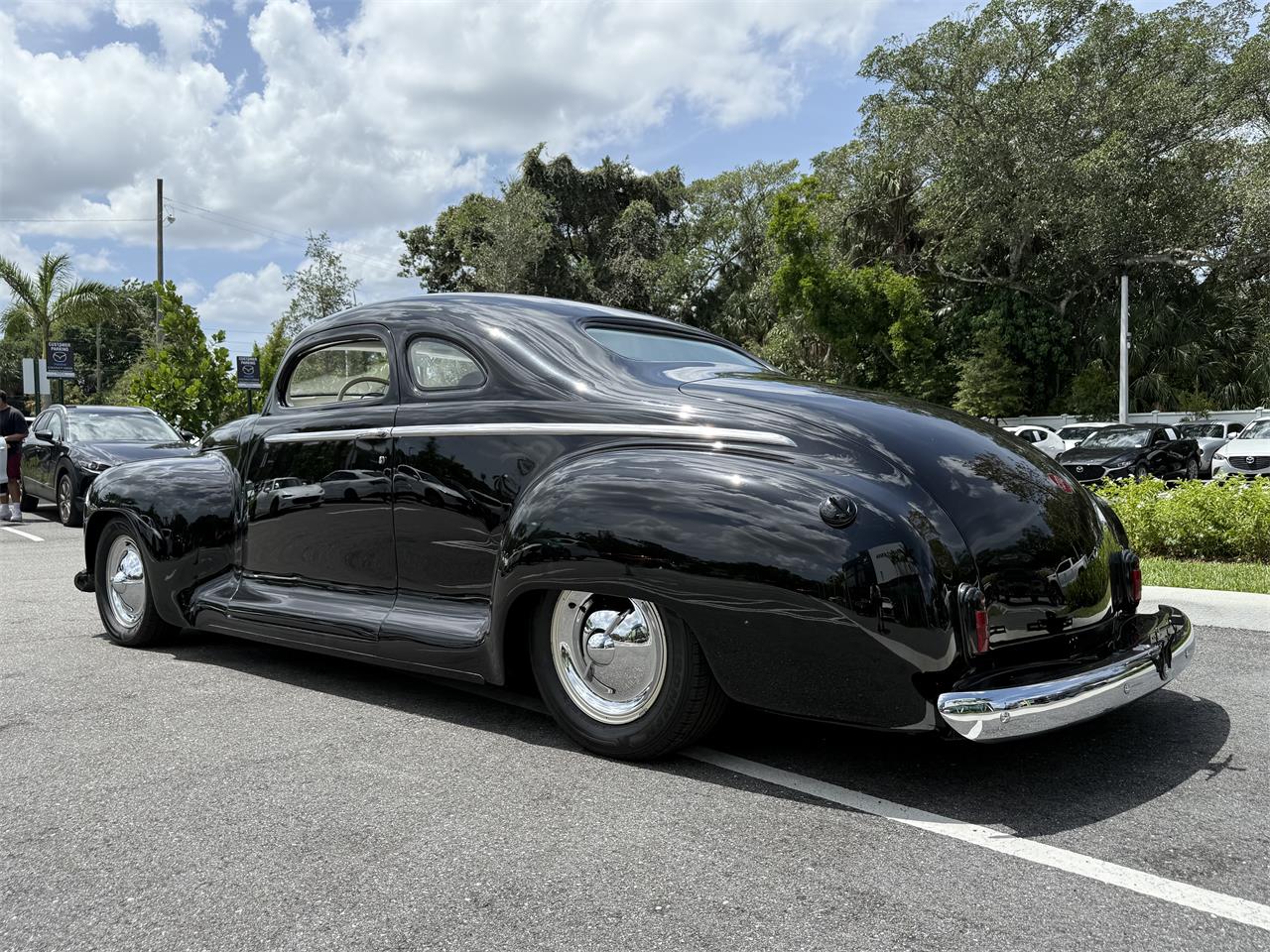 Plymouth-Special-deluxe-1947-Tuxedo-Black-Charcoal-11