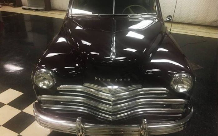 Plymouth-Special-deluxe-1949-Burgundy-Burgundy-1