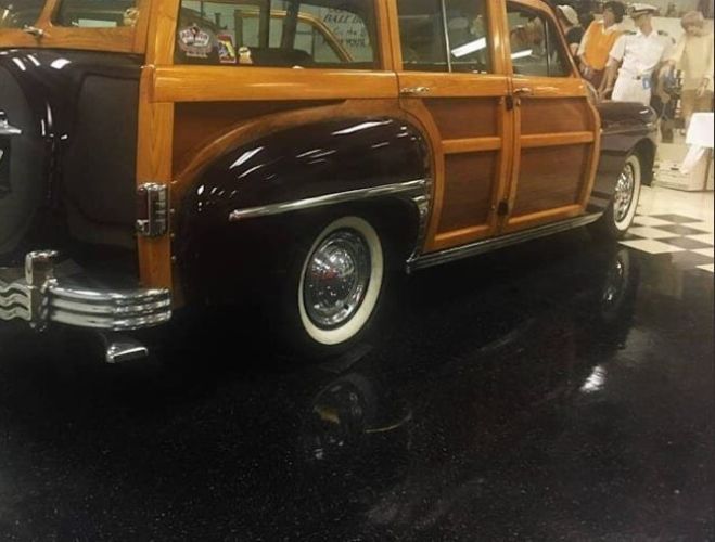 Plymouth-Special-deluxe-1949-Burgundy-Burgundy-2