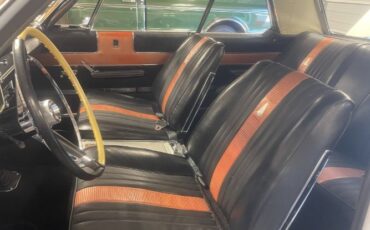 Plymouth-Sport-fury-1963-White-Black-13