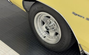 Plymouth-Sport-satellite-1969-Pale-Yellow-Black-12