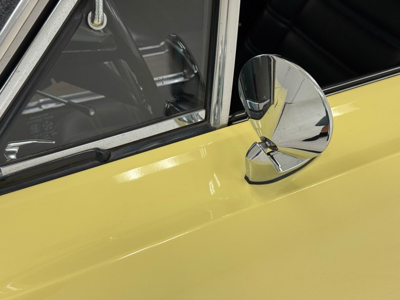 Plymouth-Sport-satellite-1969-Pale-Yellow-Black-16
