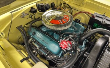 Plymouth-Sport-satellite-1969-Pale-Yellow-Black-21