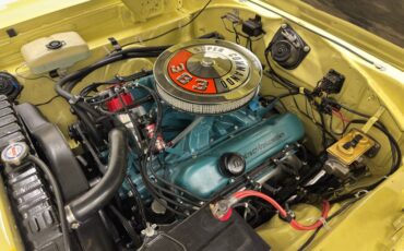 Plymouth-Sport-satellite-1969-Pale-Yellow-Black-23