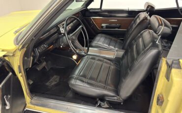 Plymouth-Sport-satellite-1969-Pale-Yellow-Black-29
