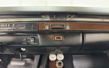 Plymouth-Sport-satellite-1969-Pale-Yellow-Black-37