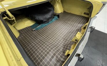 Plymouth-Sport-satellite-1969-Pale-Yellow-Black-6