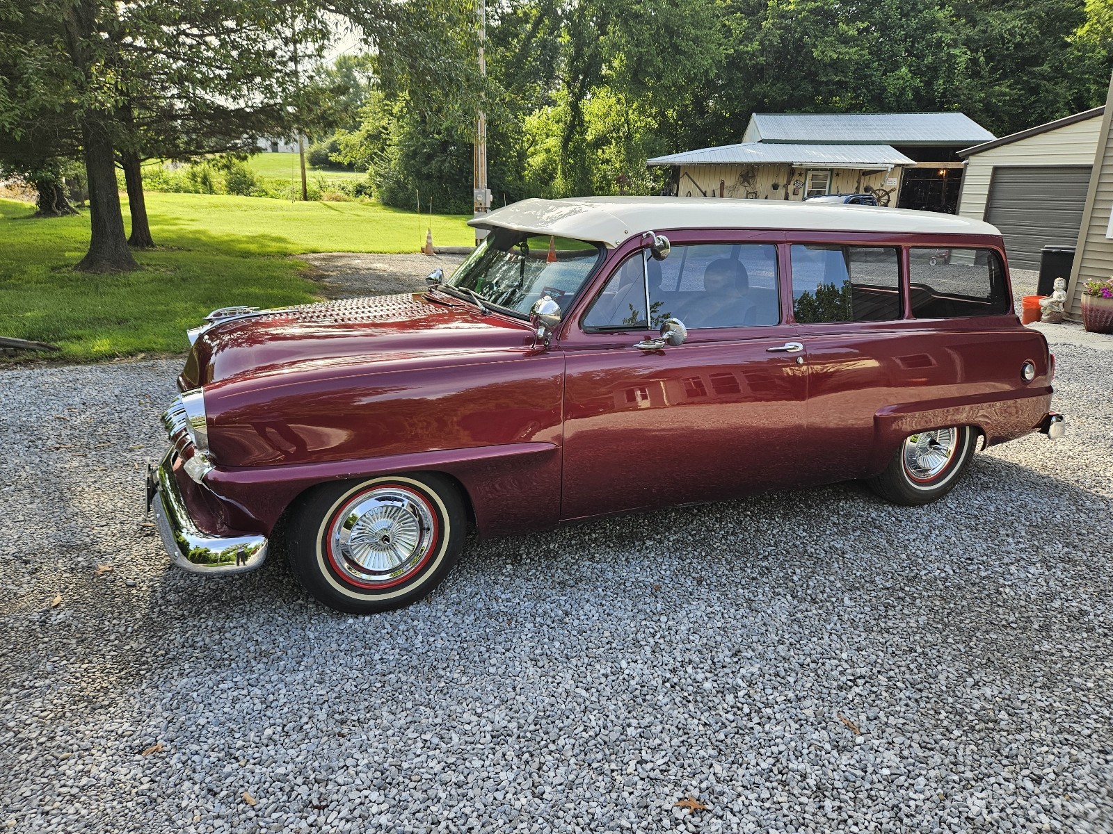 Plymouth-Suburban-1953-Wagon