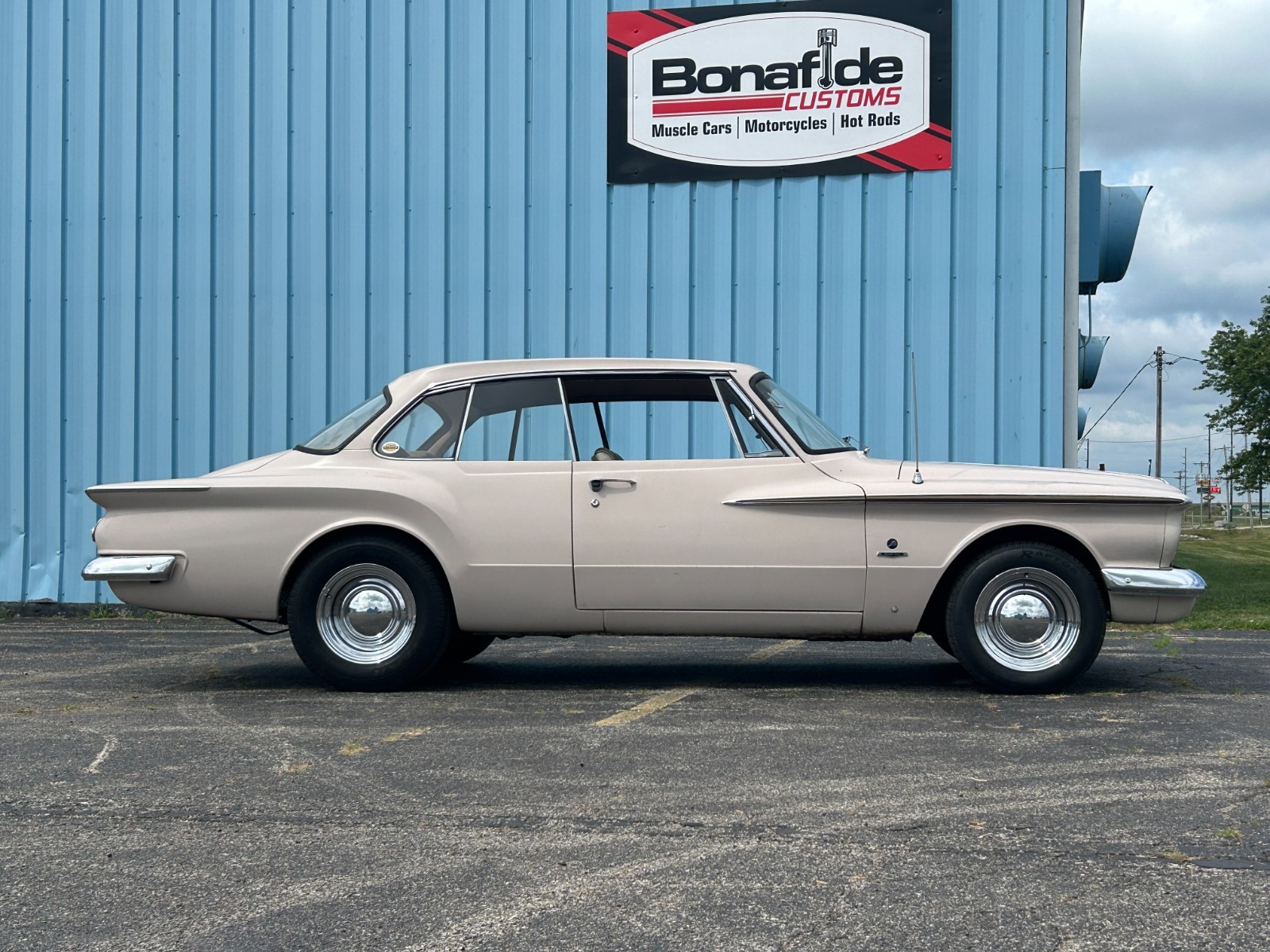 Plymouth-Valiant-1962